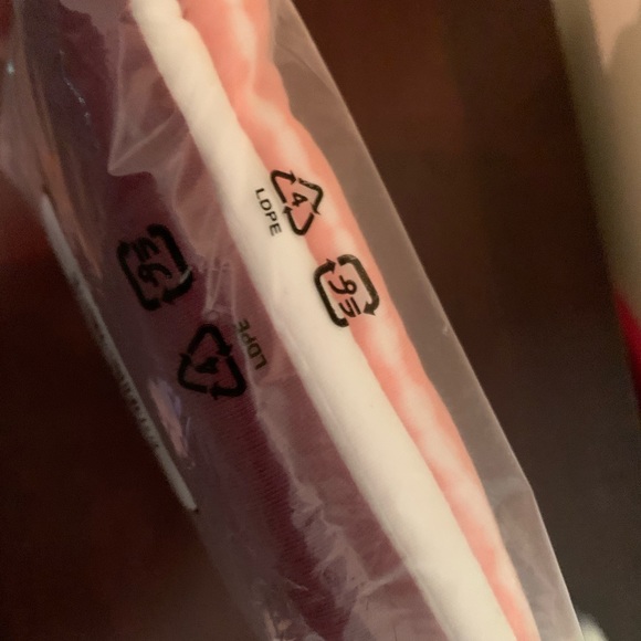 Old Navy - long sleeve crew Neck tee 3pack for Girls - Picture 4 of 4